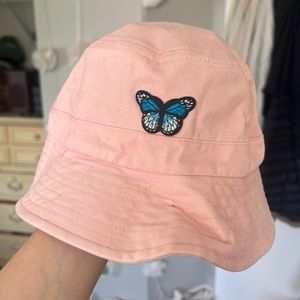 butterfly bucket hat 🦋